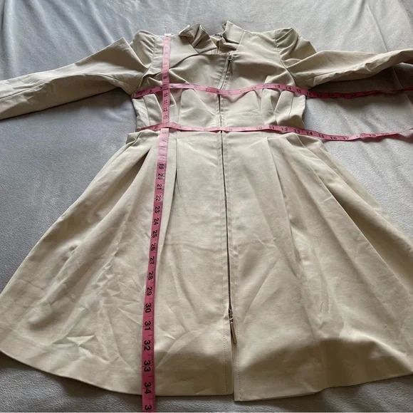 Giorgio Armani Cream Trench Coat - Picture 13 of 16